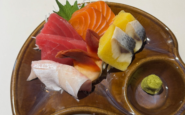 Tomodachi Sushi - Điện Biên Phủ