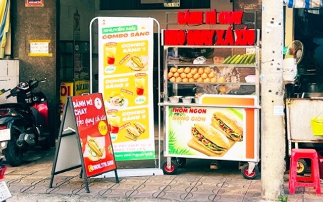 Bánh Mì Chay TÂM AN - Bánh Mì Heo Quay Xá Xíu - 28A Xô Viết Nghệ Tĩnh