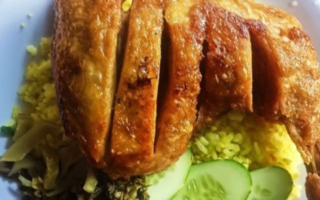 Thành Phát - Cơm Gà Xối Mỡ - Vĩnh Lộc