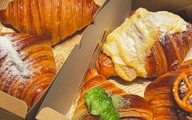 Crust & Crumbs - Croissant, Bánh Bao & Sữa Hạt - Ecopark
