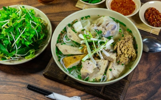Bánh Canh Chả Cá Nha Trang - Huyền Anh