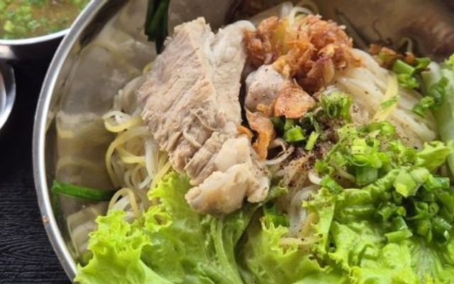 Hủ Tiếu Mì & Bánh Canh Chú Tư