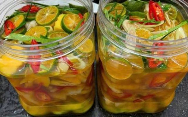 TIỆM NHÀ GẠO - Chân Gà Sốt Thái & Mì Trộn - Lê Văn Quới