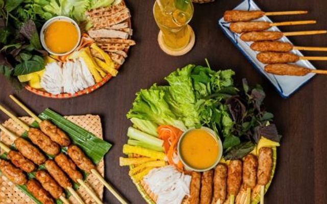 Nem Nướng Nha Trang Bà Năm