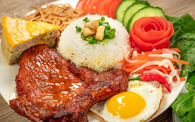 Bún Bò & Cơm Tấm Tèo Em