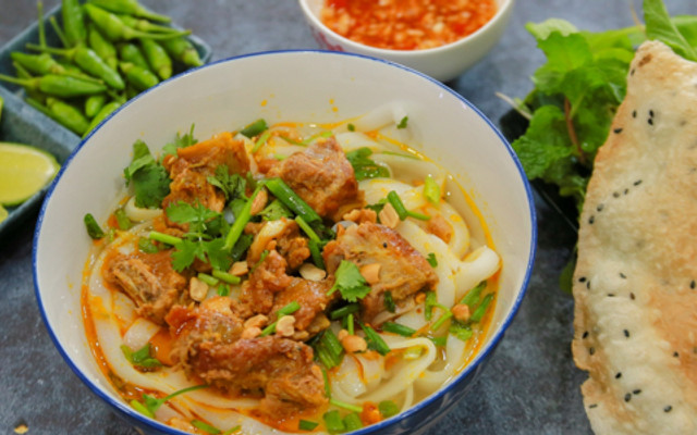 Mì Quảng Nhà Lành