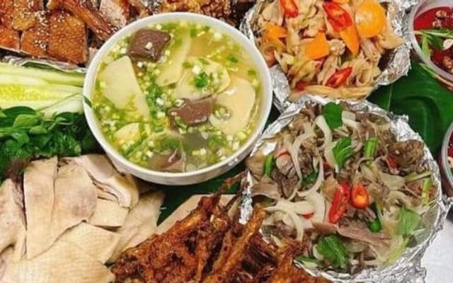 Cơm Nhà - Vịt Gà Hương Ly