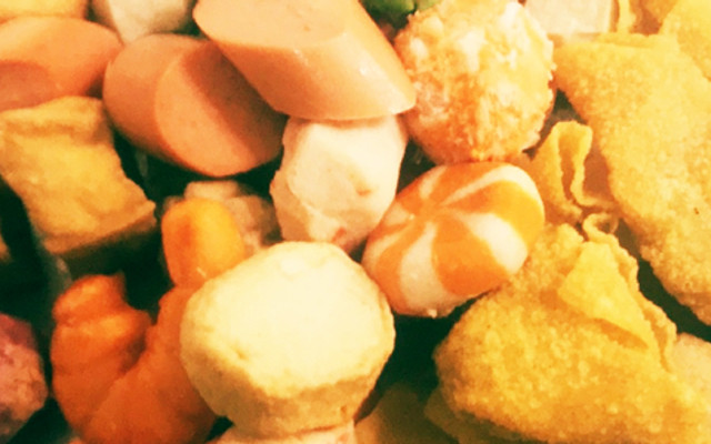 Cu Boi - Tré Trộn, Cá Viên Chiên Nước Mắm & Bánh Tráng Nướng