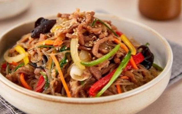 Miến Trộn Hàn Quốc, Cơm Trộn & Mì Cay - Nguyễn Văn Thương