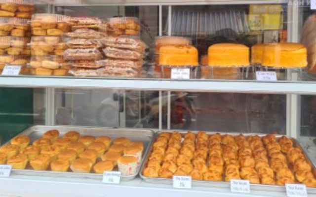 Tiệm Bánh Cô Bông - Bánh Su Kem, Bánh Bông Lan & Bánh Ngọt Các Loại - Nguyễn Kiệm