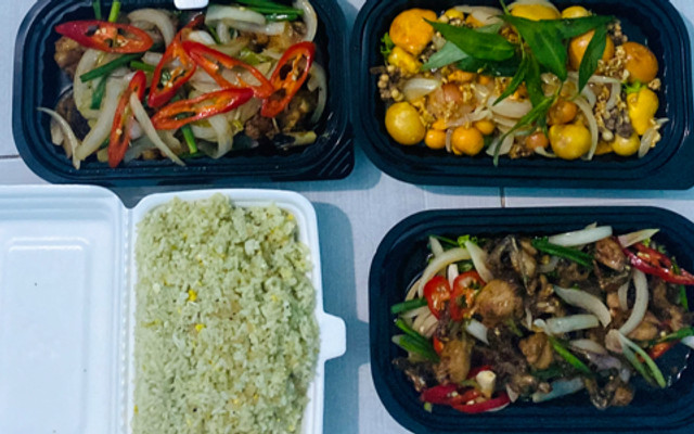 Cơm Chiên & Cá Nướng - Cô Kiều