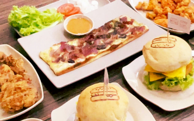 YUMMY BURGER - Trần Cao Vân