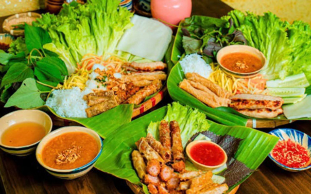 Hồng Kong - Bánh Tráng Cuốn Thịt Giò Heo - Lý Chính Thắng