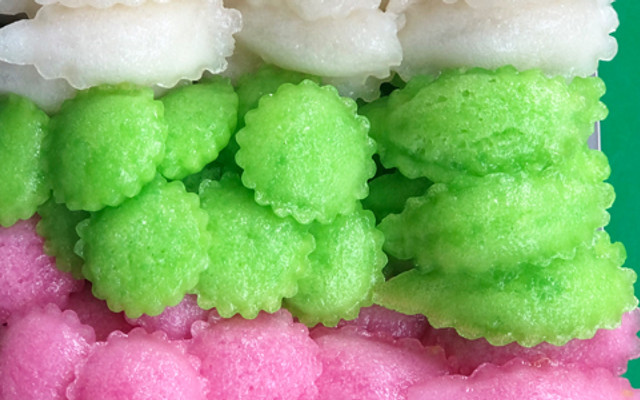 CÔ ÚT - Bánh Bò Thốt Nốt Nước Cốt Dừa - Hoàng Tam Kỳ