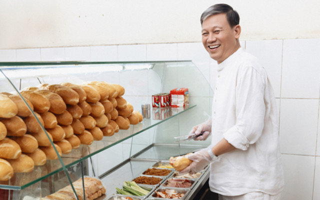 Bánh Mì Anh Phán - Bánh Mì Gà & Thịt Nguội