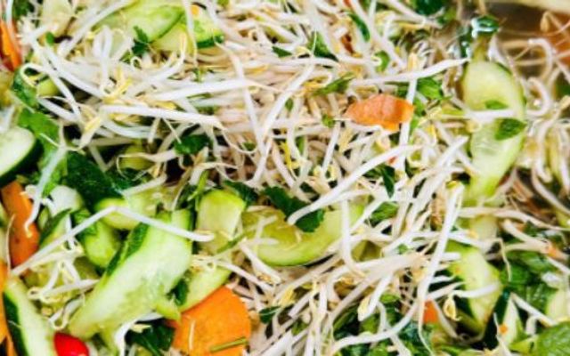 Bếp Nhà Trang - Cơm Văn Phòng