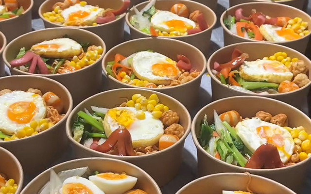 Ăn Vặt Sam Sam - Mì Trộn - Cầu Lê Thanh Nghị