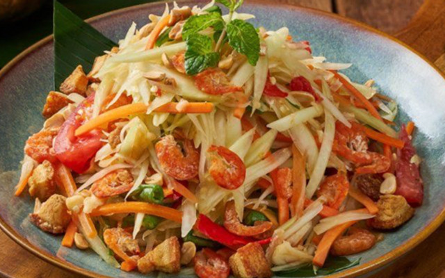 Cô Sáu - Gà Tiềm Thuốc Bắc