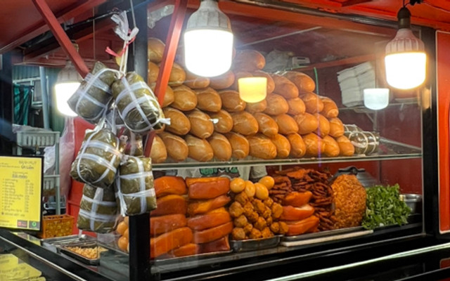 Bánh Mì Bò Nướng Út Liên