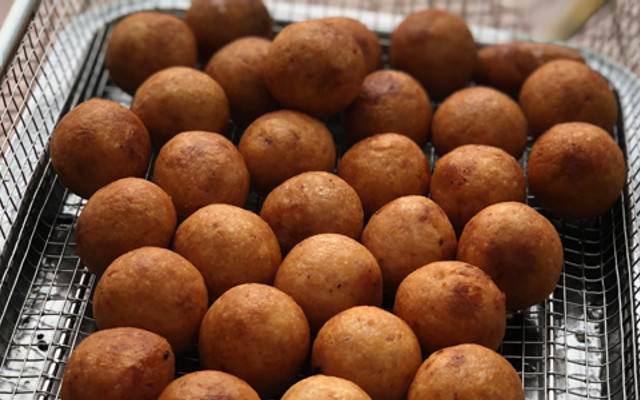 Bánh Khoai Mỡ LỦM - Trần Đại Nghĩa