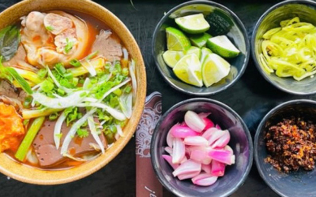Bún Bò O Si - Cách Mạng Tháng Tám
