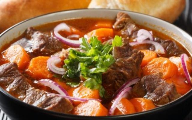 Tiệm Cà Phê GU - Bánh Mì Bò Kho