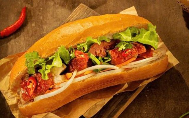 Bánh Mì Thịt Xiên Nướng, Bánh Mì Bơ Nướng Phô Mai & Bơ Già Dừa Non - Cô Hai Kẹo
