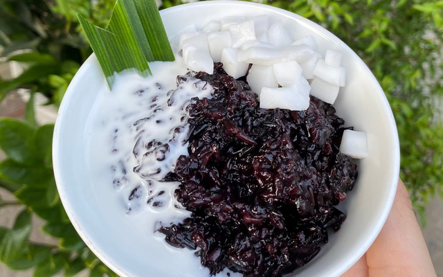 Hà Béo - Sữa Chua Nếp Cẩm - Tân Xuân 1