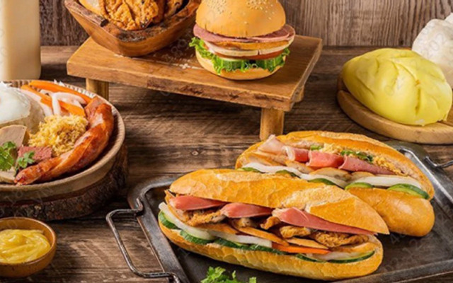 RoLex - Bánh Mì Sài Gòn - 49 Lê Thanh Nghị