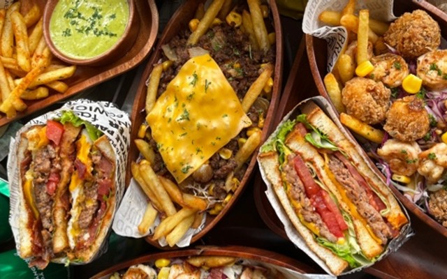 Ba Hí Sài Gòn - Cách Mạng Tháng 8