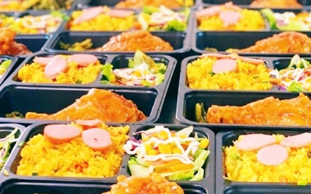 Chicken Rice - Cơm Rang Gà Sốt - Phố Xốm