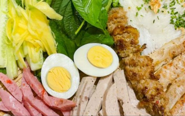 Bánh Cuốn Tây Sơn - Cô Mỹ Bình Định - Quận 11