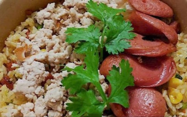 BabeHeHe - Cơm Chiên, Hủ Tíu Xào & Trứng Cút Lộn Chiên Giòn