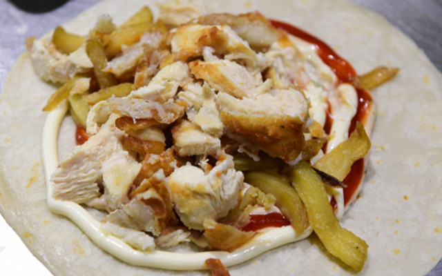 Văn Hậu - Bánh, Cơm & Ăn Vặt - Lê Thị Hồng