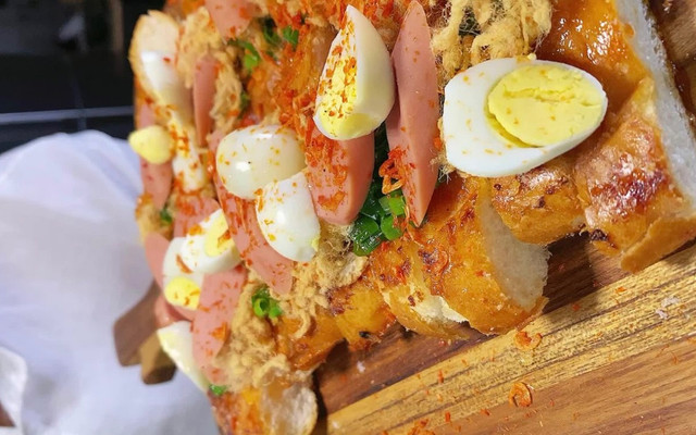 Bánh Mì Nướng Muối Ớt - Bánh Mì Nướng - Nguyễn Thị Định