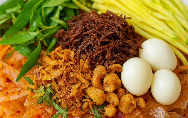 Bánh Tráng Trộn Hai Chị Em Q2 - Đường Số 26