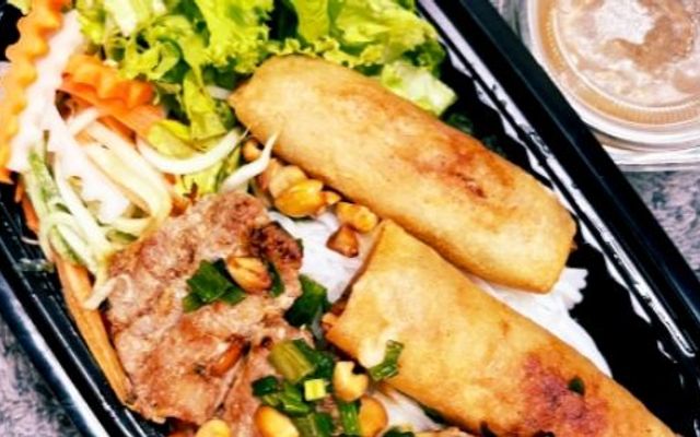 Bún Thịt Nướng, Bún Chả Giò & Nem Nướng Kiều Diễm - Xô Viết Nghệ Tĩnh