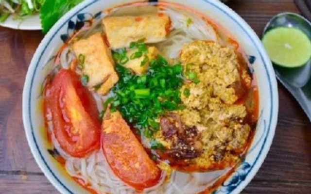 Bún Riêu Ngon & Bún Cá Sữa - 40 Lê Lợi