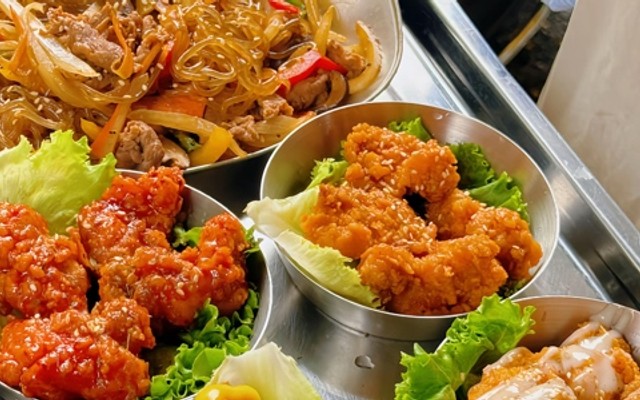 Mì Cay 7 Cấp Độ & Gà Rán Phủ Sốt - Bà Triệu