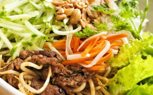 Quán Bò Lúc Lắc - Lê Bình