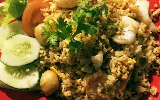 Cơm Sườn Chua Ngọt