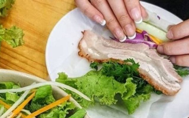 Thịt Heo Cuốn Bánh Tráng 54 - Bún Mắm Nêm