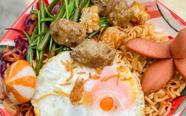 Ăn Vặt & Mì Trộn - Phúc Nguyễn