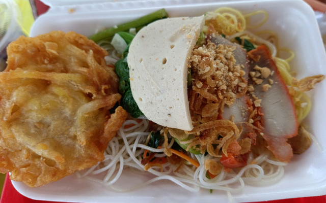 Bún, Mì Xào Xá Xíu & Nui Xào Bò - Cô 7 - Đường 19/4