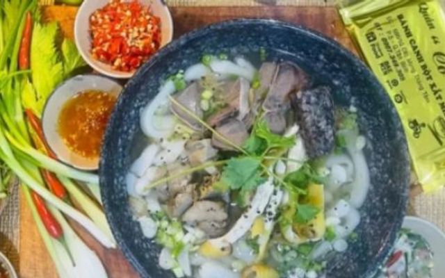 Quán Bánh Canh Bột Xắt Miền Tây Cô Hai - Cách Mạng Tháng 8