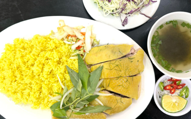 Cơm Gà Cô Ký - 185 Nguyễn Công Trứ