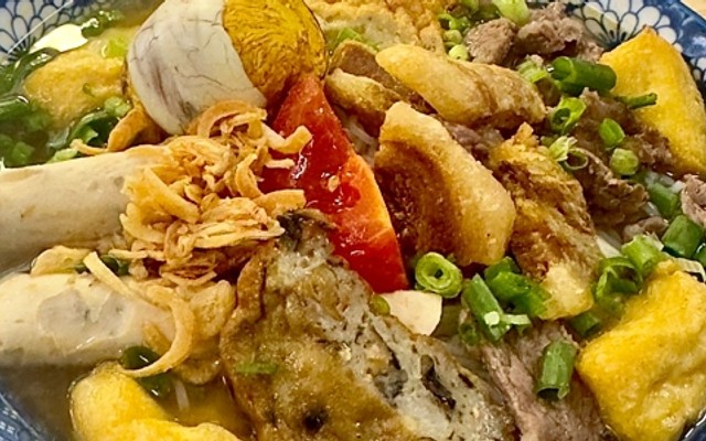 Vy Bảo - Bún Riêu Cua Tóp Mỡ Phố Cổ - Trung Kính