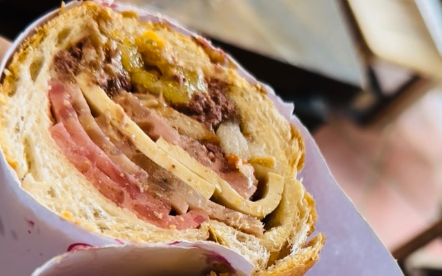 Cơm Tấm Cây Đào - Cơm Tấm, Bánh Mì & Xôi Mặn - Bình Giã