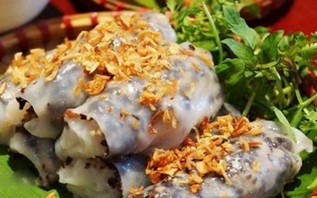 Bánh Cuốn & Gà Tần - Nguyễn Khang