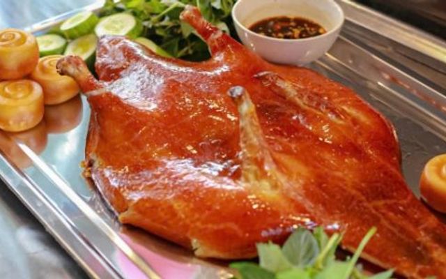 VỊT QUAY DA GIÒN - 403 ĐỖ XUÂN HỢP